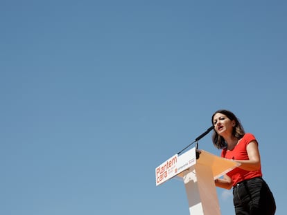 La ministra de Juventud e Infancia, Sira Rego, en un acto electoral el pasado junio en Valencia.