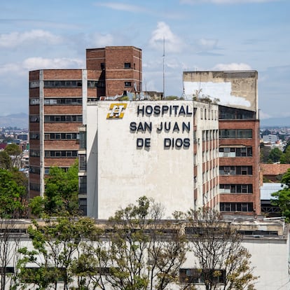 Torre central del hospital San Juan De Dios, en el centro de Bogotá.