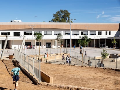 Colegio Serra Calderona, en Gilet (Valencia).