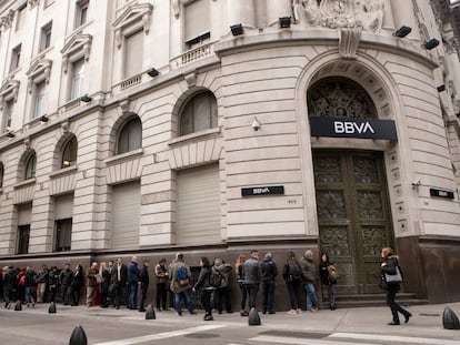 Una oficina de BBVA en el centro de Buenos Aires, a mediados de 2019