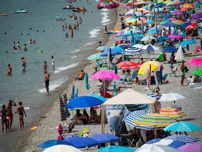 Playa de La Herradura, en la localidad granadina de Almuñécar.