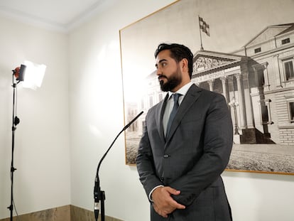 Alvise Pérez, tras tomar posesión de su acta de eurodiputado, el pasado día 1 en el Congreso de los Diputados.