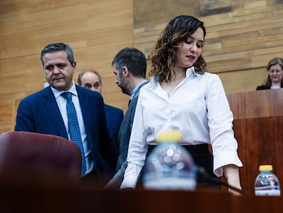 La presidenta de Madrid, Isabel Díaz Ayuso, llegaba el jueves al pleno de la Asamblea.